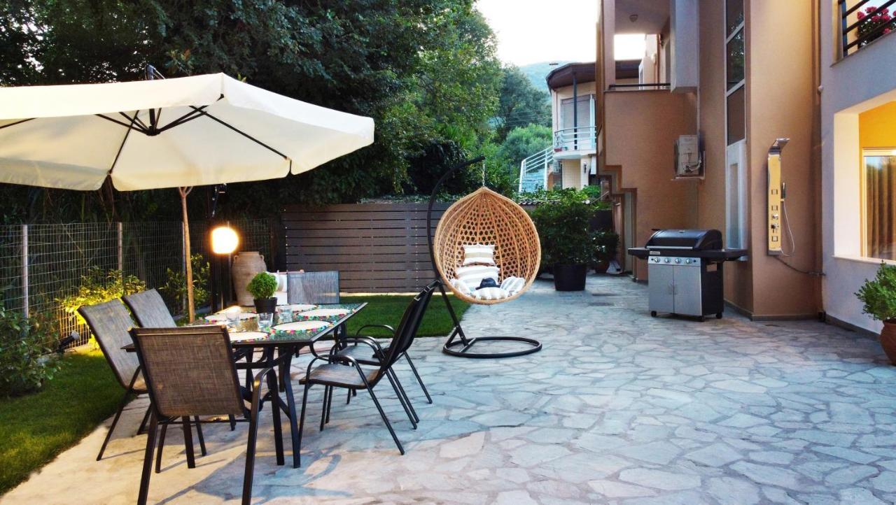 Dioni Luxury House Villa Nea Iraklitsa Exteriör bild